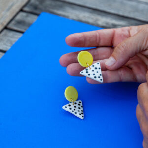 Boucles d'oreilles Memphis Blues - Grandes jaunes triangulaires